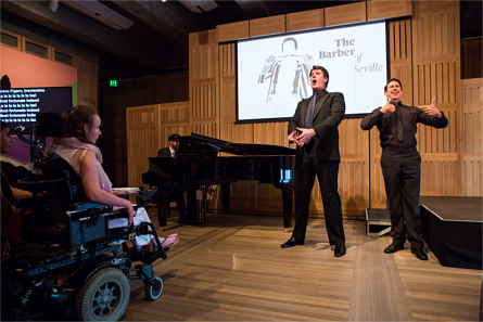 Opera Australia's Luke Gabbedy performs with Auslan choir conductor and actor Alex Jones at the 2016 Access Launch. Image credit: Daniel Boud